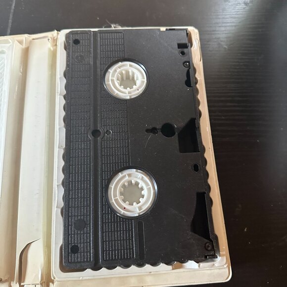 Walt Disney Masterpiece The Hunchback Of Notre Dame VHS 1996 Clamshell Case - Picture 6 of 6